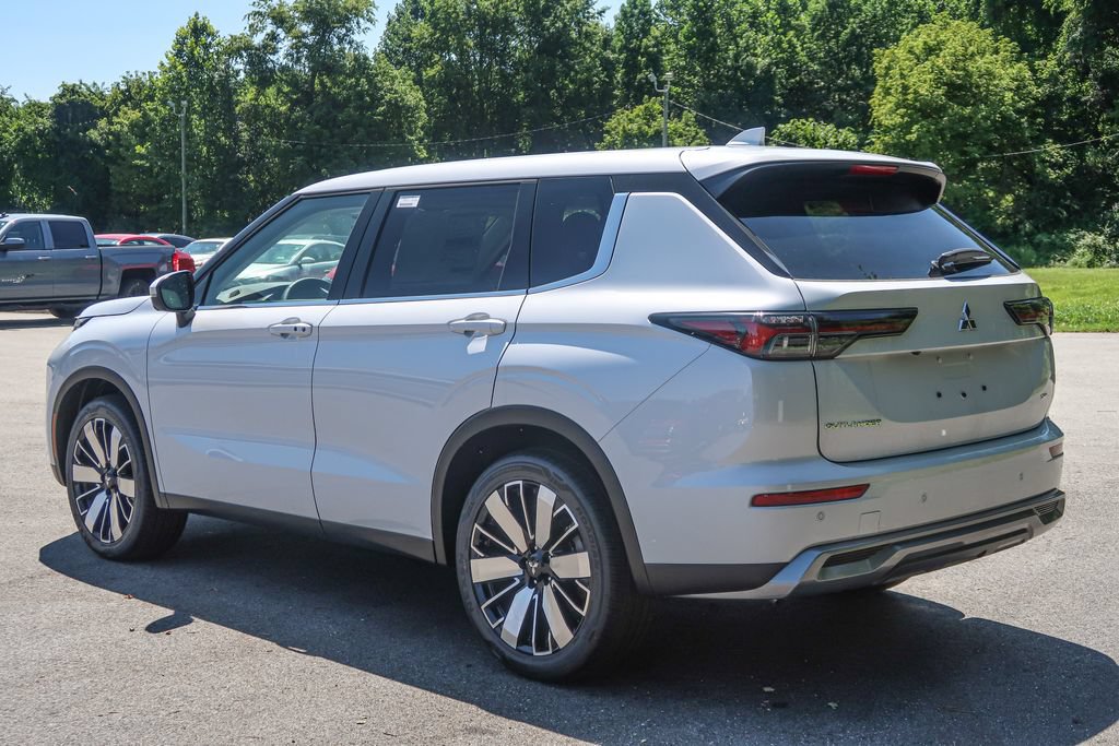 New 2026 Mitsubishi Outlander SE FWD image 14