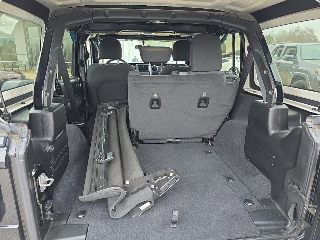 Used 2021 Jeep Wrangler Unlimited Sport w/ Technology Group image 13