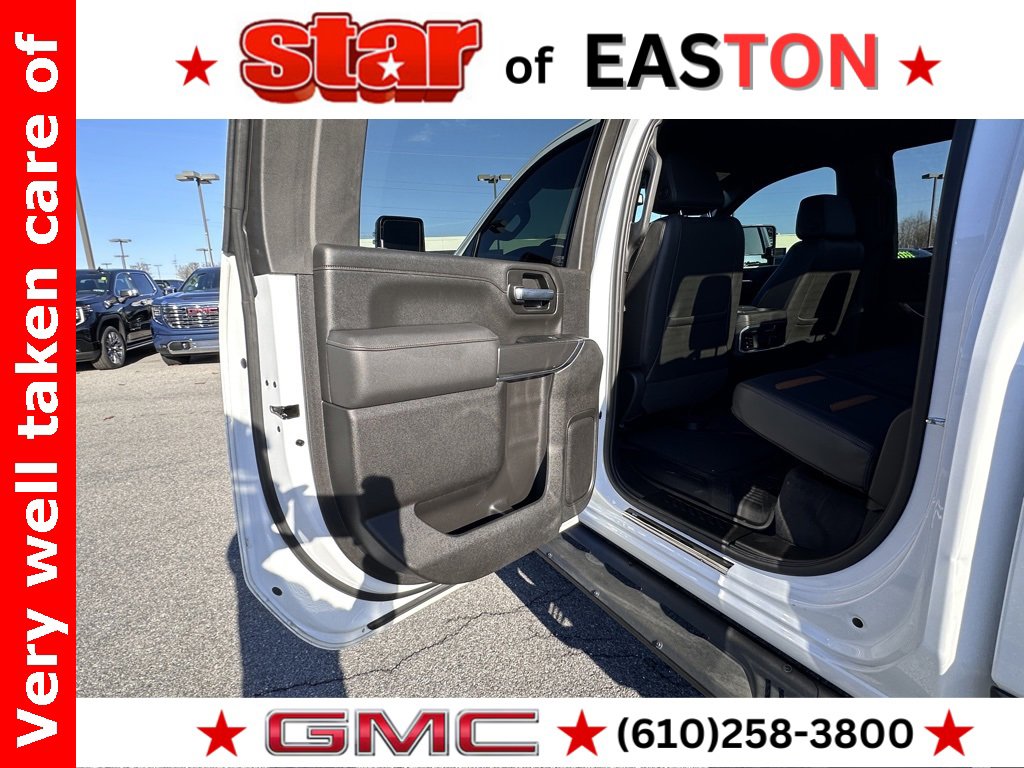 Used 2021 GMC Sierra 2500 AT4 image 23