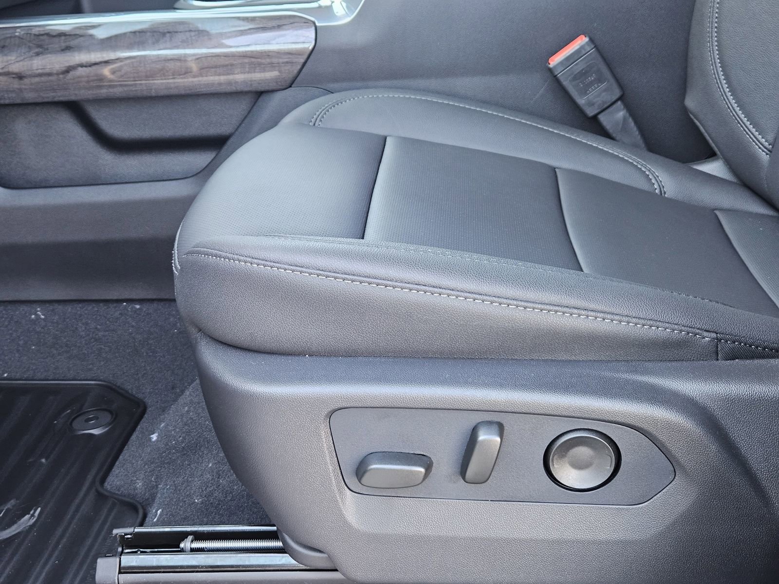 New 2026 Chevrolet Silverado 2500 LTZ w/ LTZ Plus Package image 29