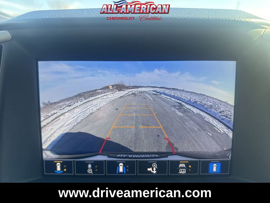 Used 2022 GMC Terrain Denali w/ Black Diamond Edition image 14