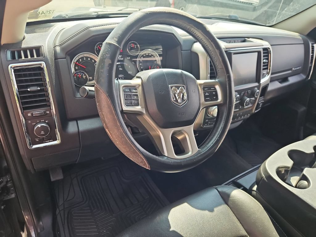 Used 2016 RAM 1500 Laramie w/ Convenience Group AWD/4WD image 13