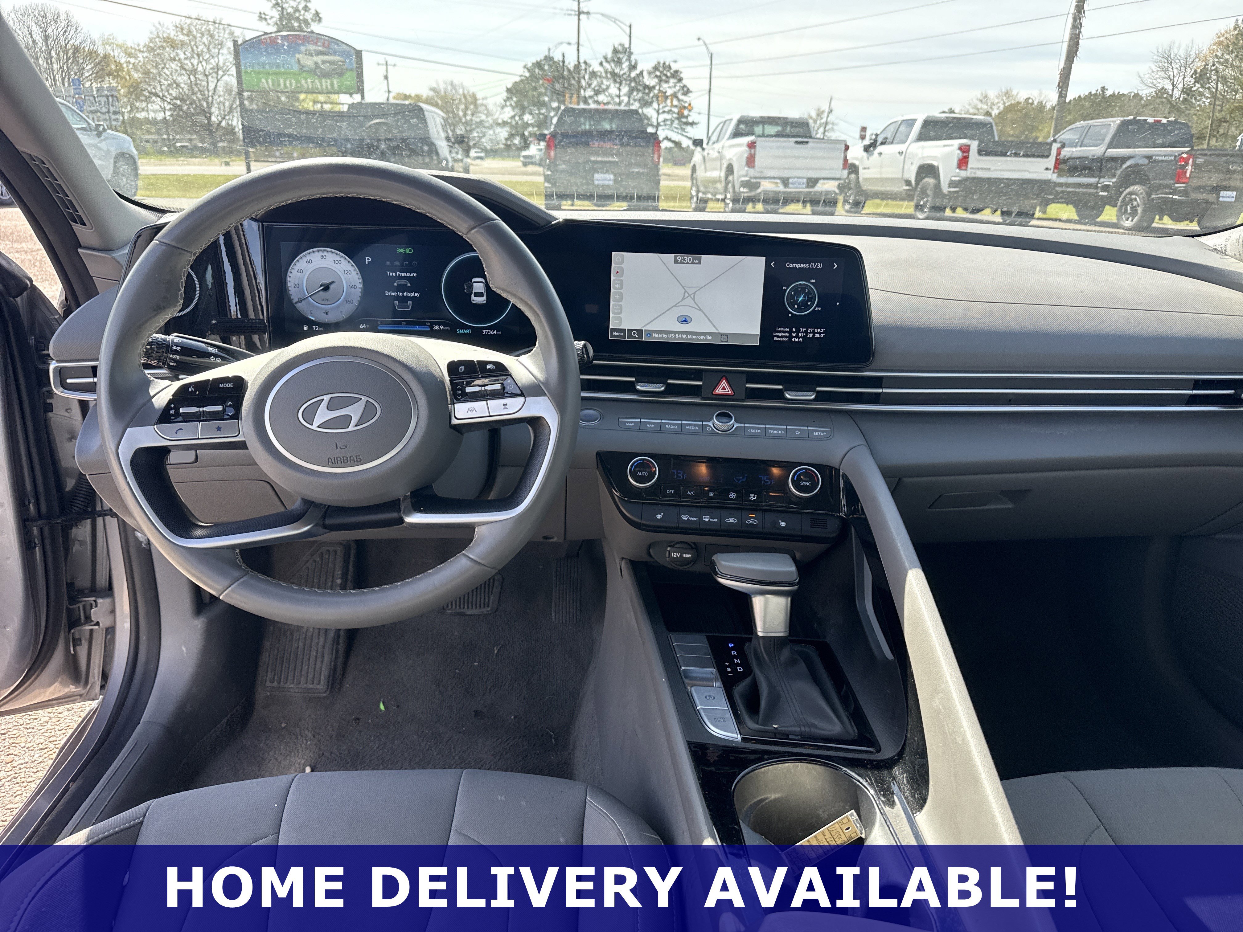 Used 2025 Hyundai Elantra SEL image 6