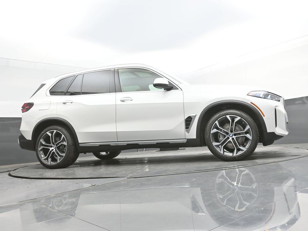 New 2026 BMW X5 xDrive40i AWD/4WD image 51
