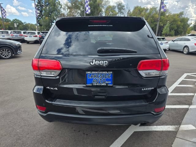 Used 2018 Jeep Grand Cherokee Laredo AWD/4WD image 7