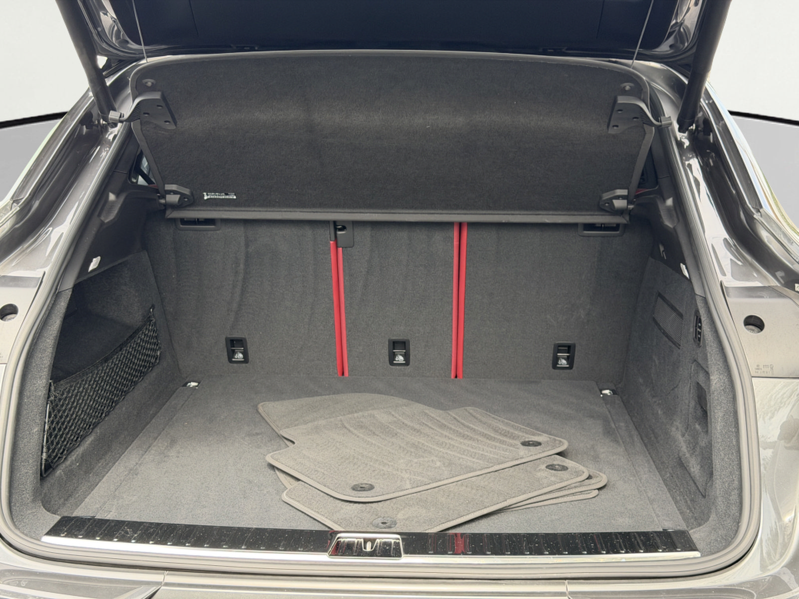 Certified 2022 Porsche Cayenne GTS AWD/4WD image 15