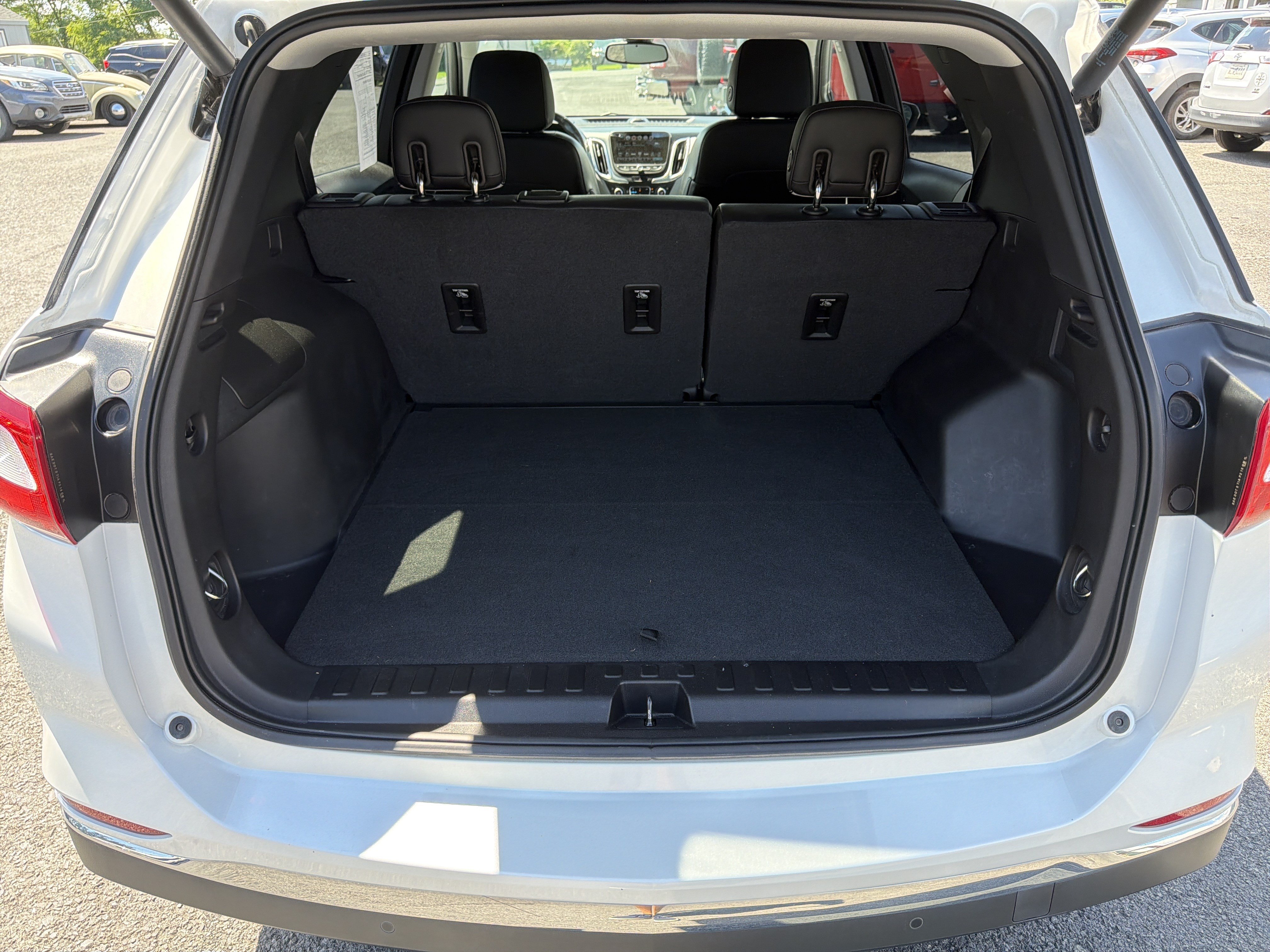 Used 2018 Chevrolet Equinox Premier AWD/4WD image 6