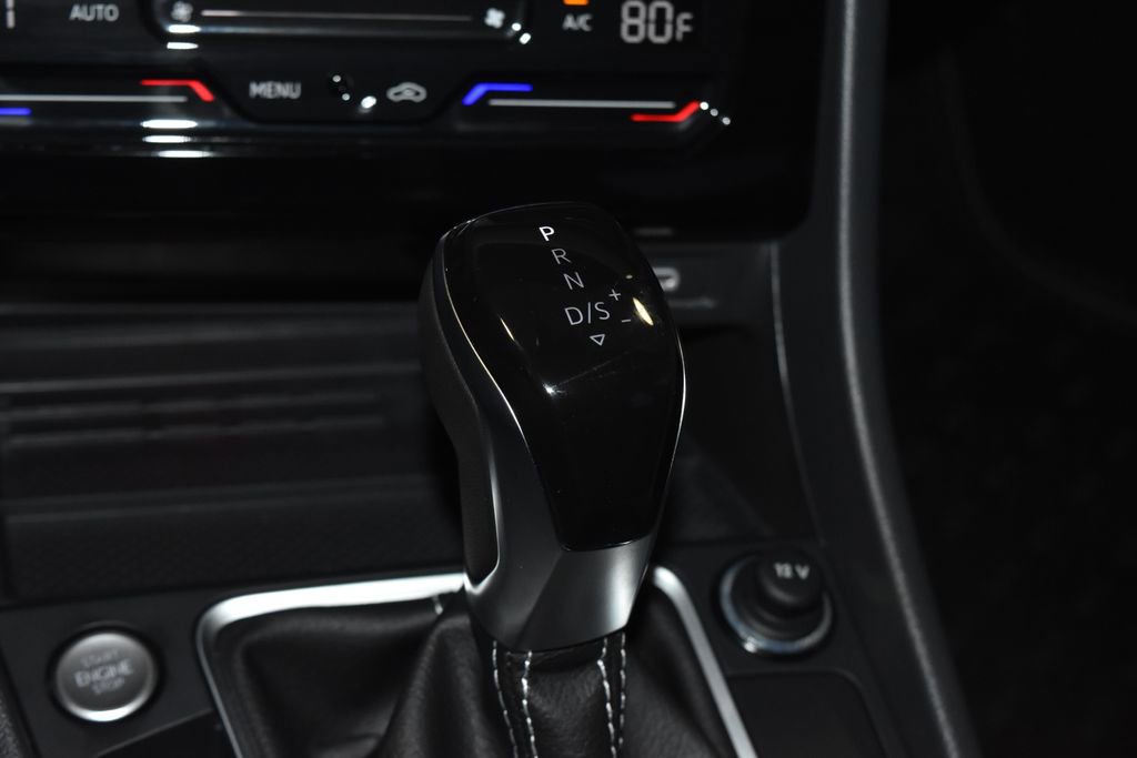 Used 2026 Volkswagen Jetta SEL image 16