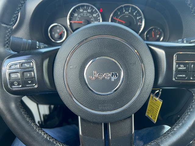 Used 2017 Jeep Wrangler Unlimited Sahara AWD/4WD image 17