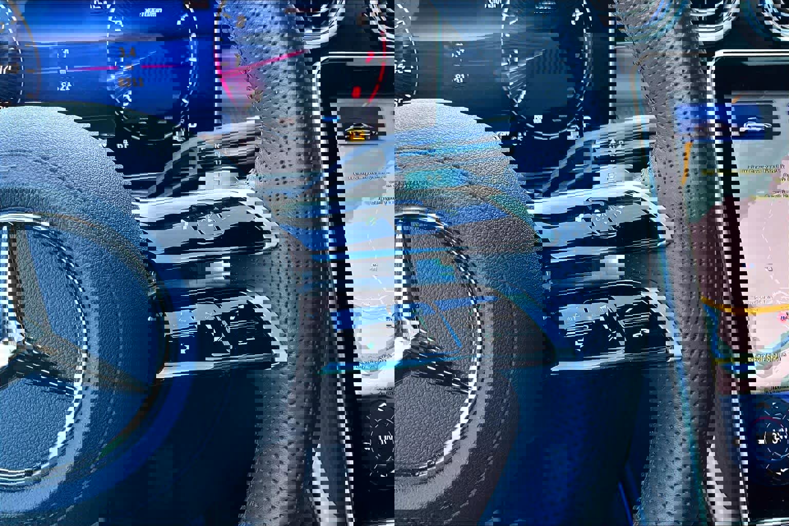 Used 2025 Mercedes-Benz CLE 300 4MATIC Coupe image 24