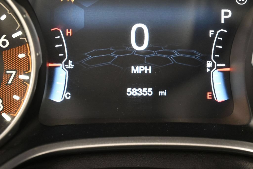 Used 2018 Jeep Compass Latitude w/ Popular Equipment Group AWD/4WD image 19