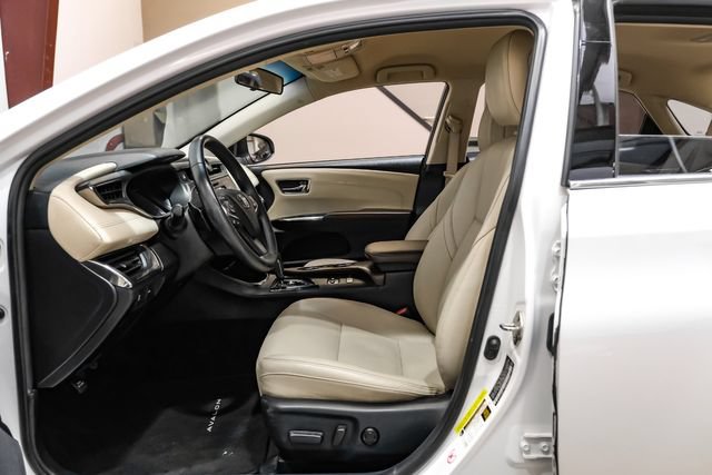 Used 2016 Toyota Avalon XLE FWD image 4