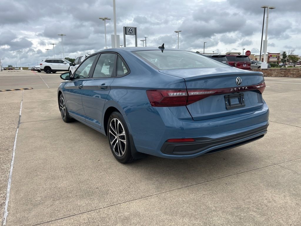 Used 2025 Volkswagen Jetta Sport FWD image 7