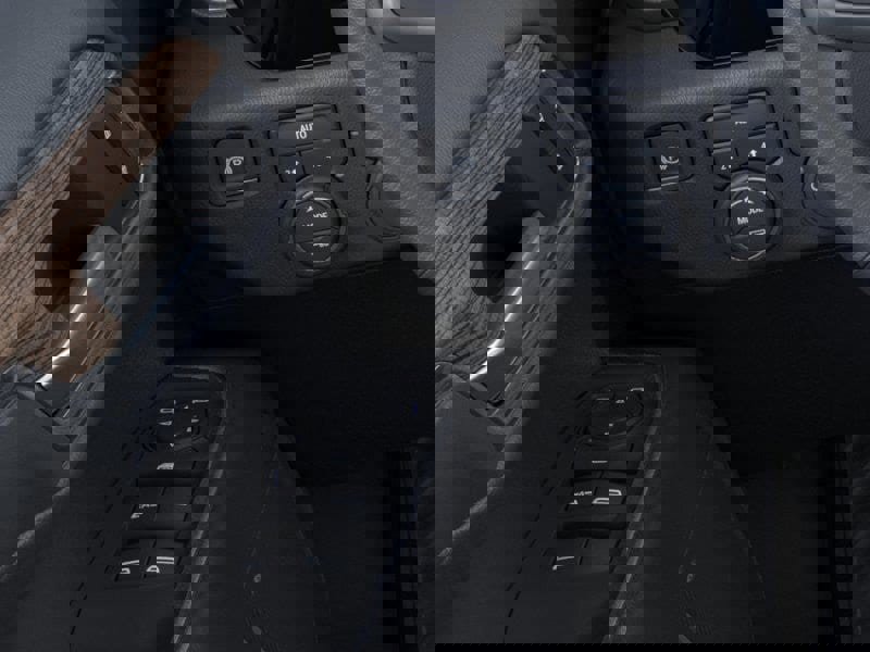 New 2025 Chevrolet Silverado 1500 LT w/ Safety Package image 22