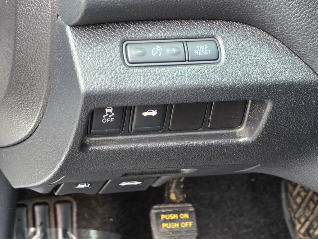 Used 2015 Nissan Altima 2.5 SV FWD image 37