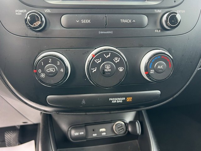 Used 2019 Kia Soul image 18