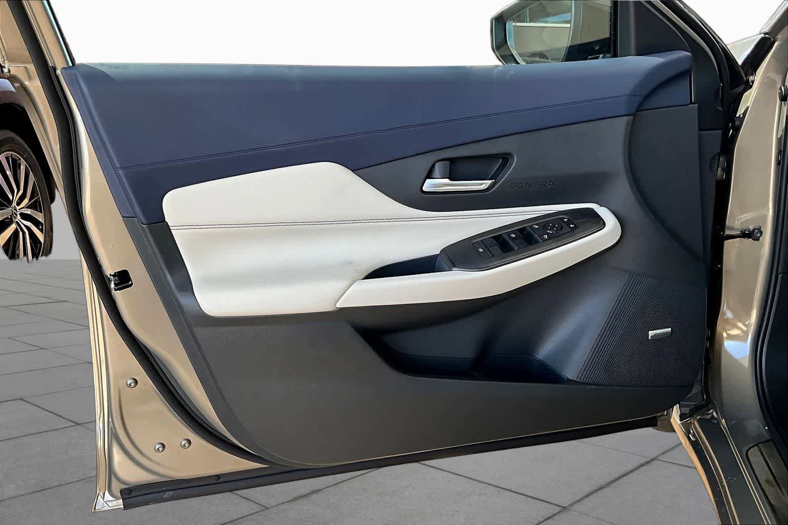 New 2026 Nissan Sentra SL FWD image 10