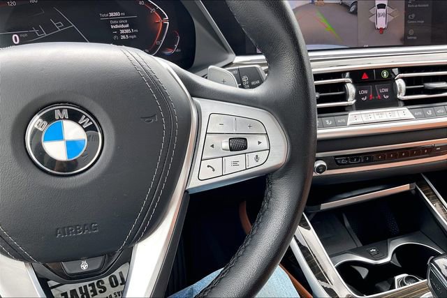 Used 2021 BMW X7 xDrive40i w/ Premium Package image 18