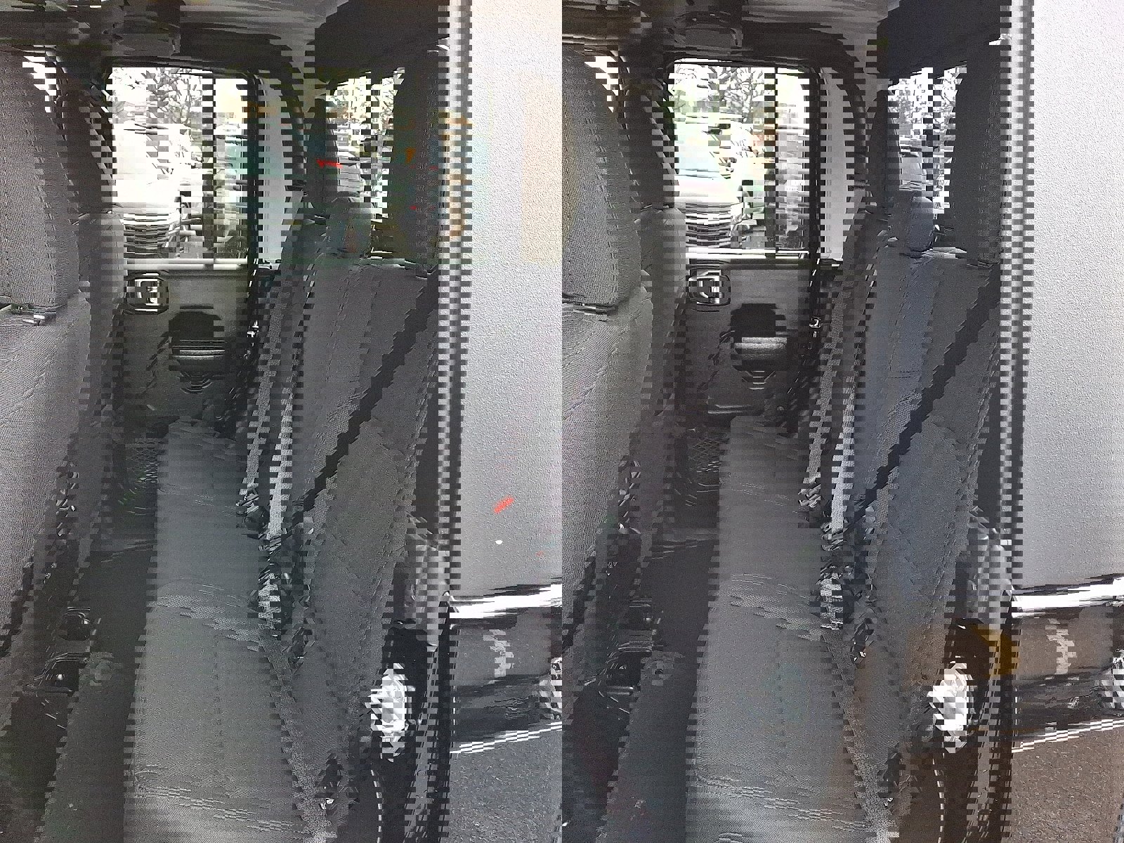 Used 2022 Jeep Gladiator Sport image 10