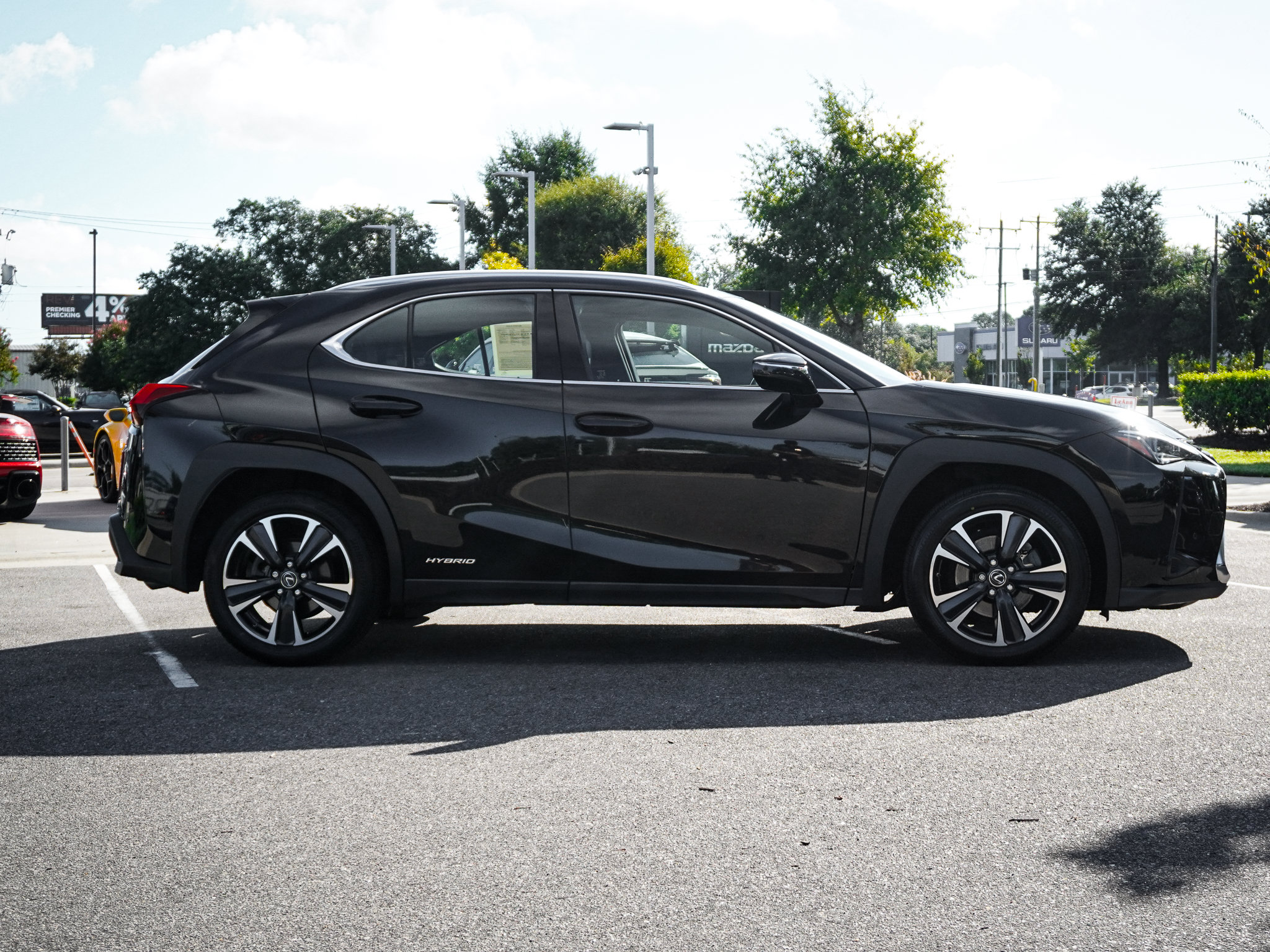 Used 2021 Lexus UX 250h w/ Premium Package AWD/4WD image 11