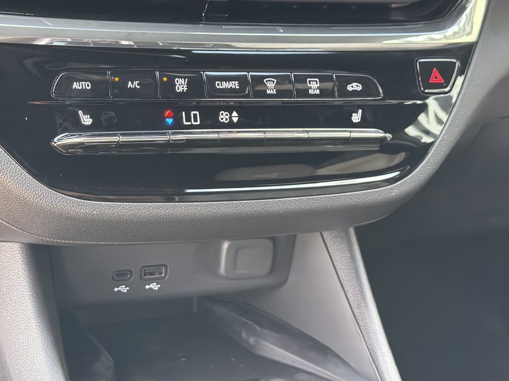 New 2026 Buick Envista Sport Touring FWD image 27