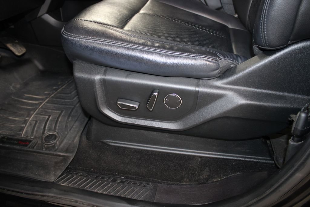 Used 2019 Ford Expedition XLT w/ Equipment Group 202A image 14