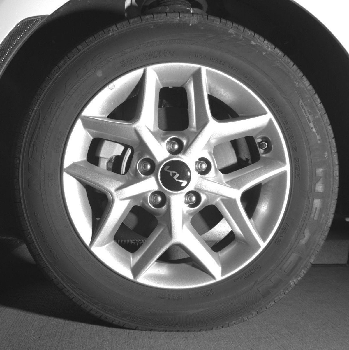 Used 2025 Kia Soul LX w/ LX Technology Package image 12