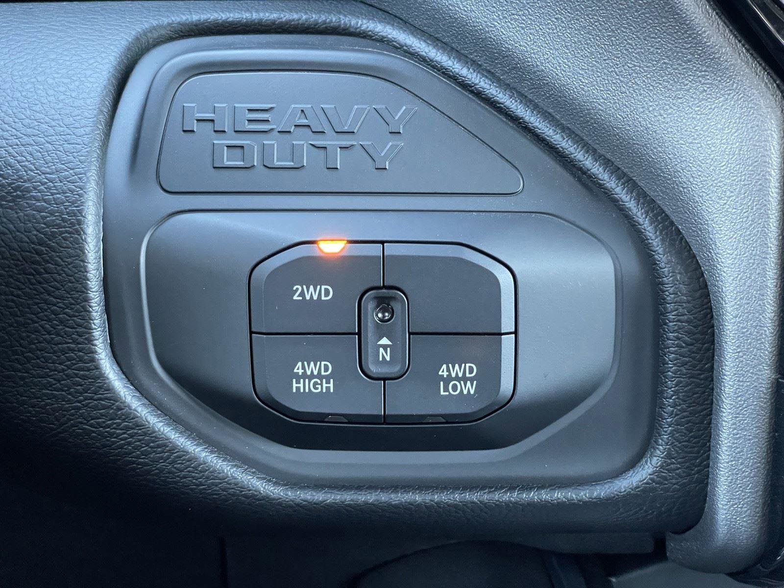 New 2026 RAM 3500 Laramie AWD/4WD image 24