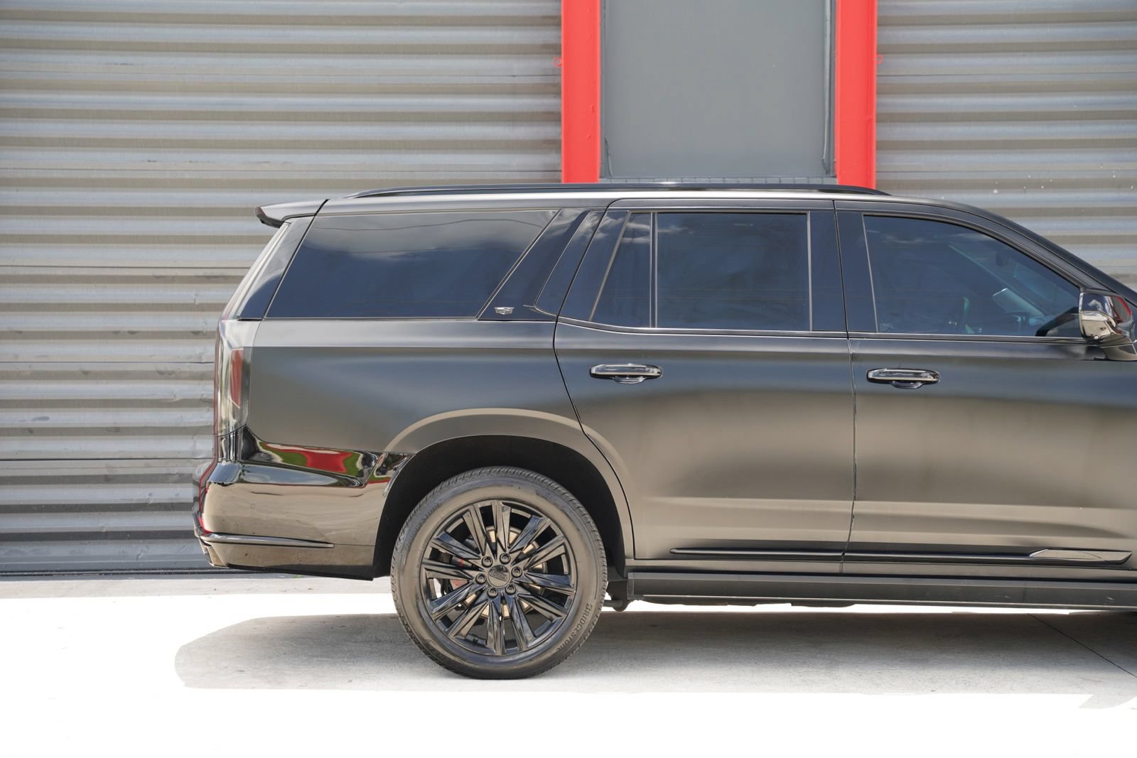 Used 2023 Cadillac Escalade Sport Platinum RWD image 5