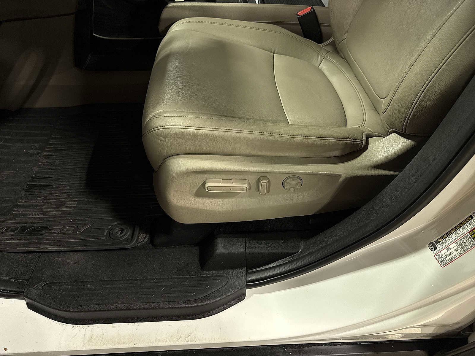 Used 2024 Honda Odyssey EX-L image 22