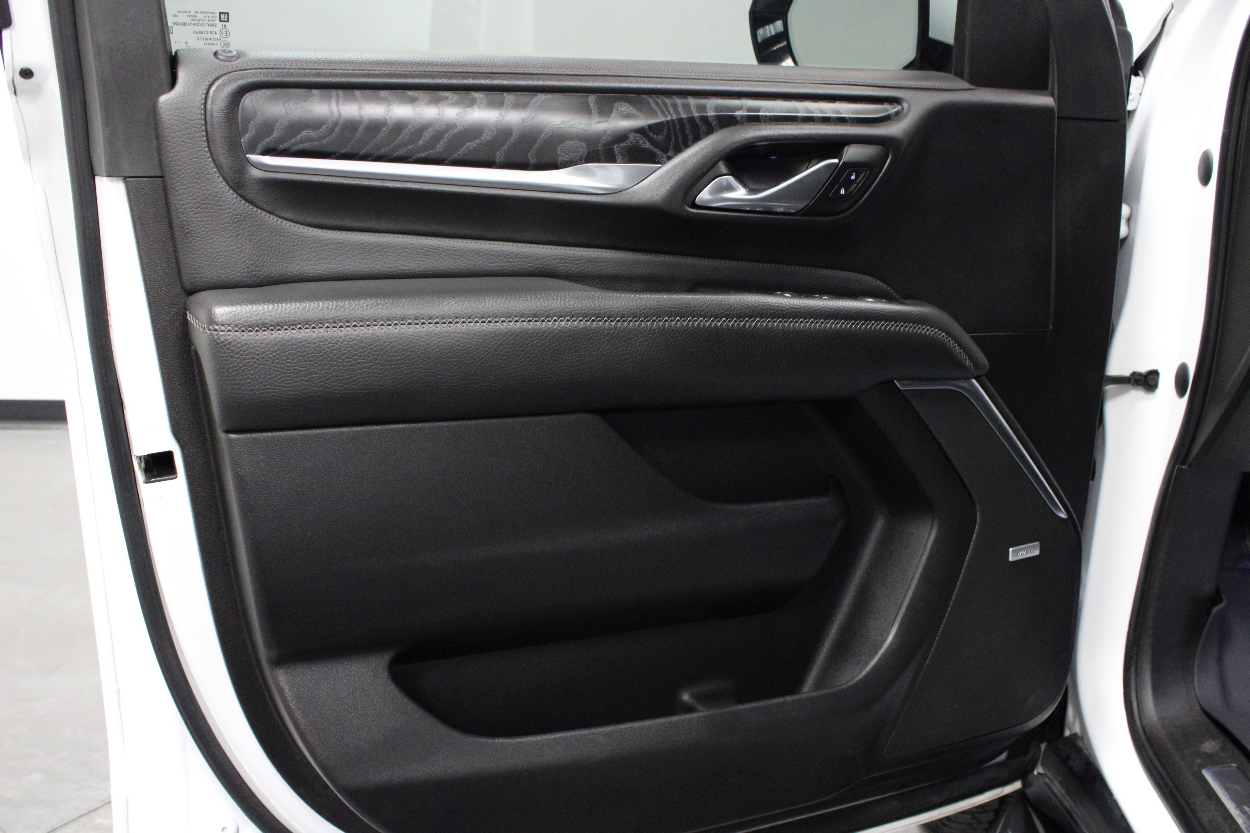 Used 2021 GMC Yukon XL Denali image 11