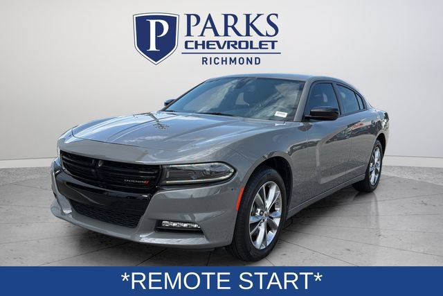 Used 2023 Dodge Charger SXT AWD/4WD image 3