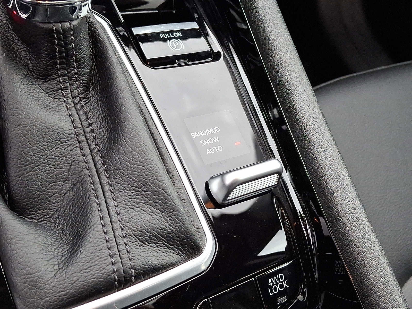 New 2026 Jeep Compass Limited w/ Sun, Sound & Navigation Group image 17