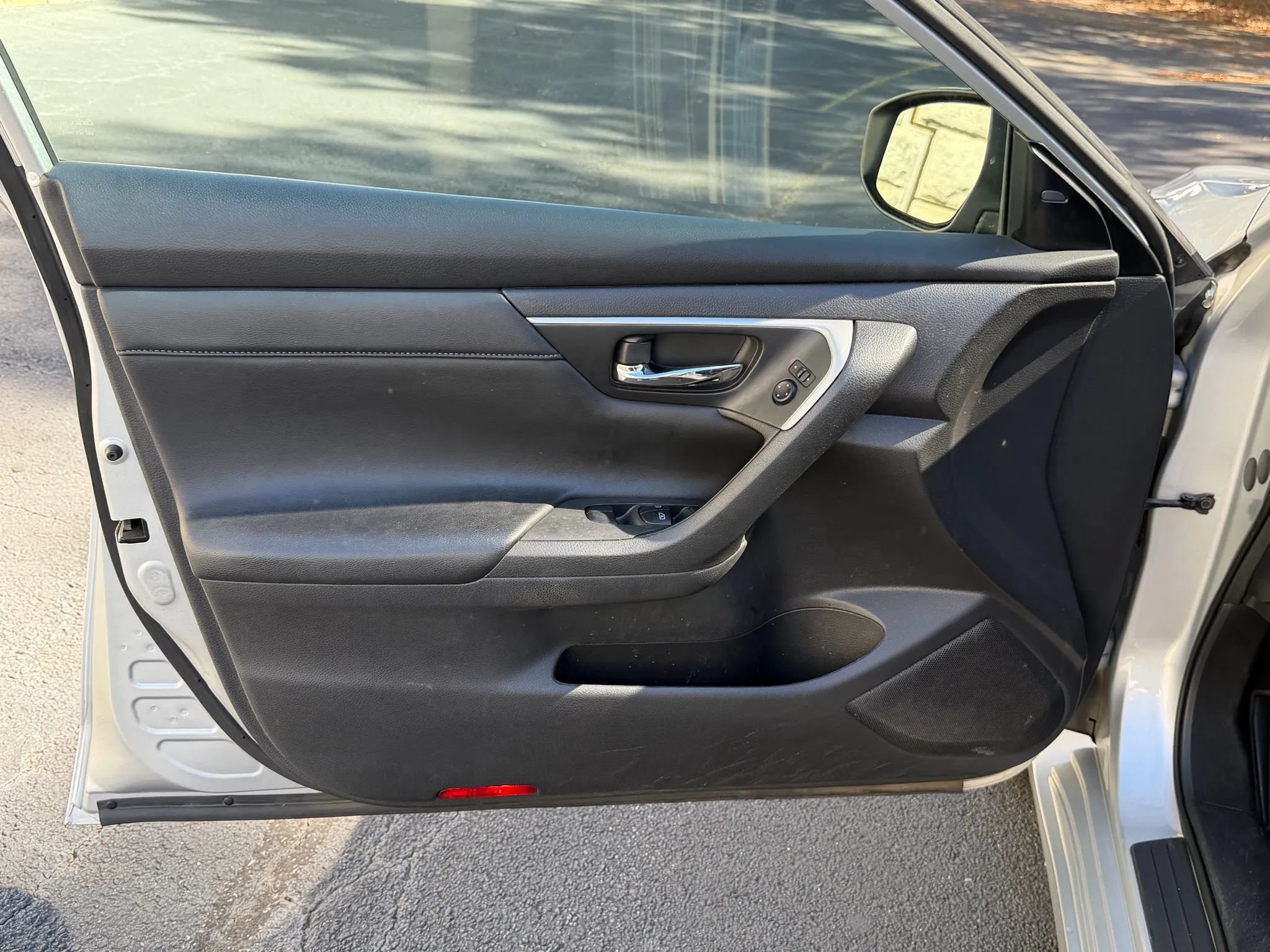 Used 2018 Nissan Altima 2.5 SL FWD image 28