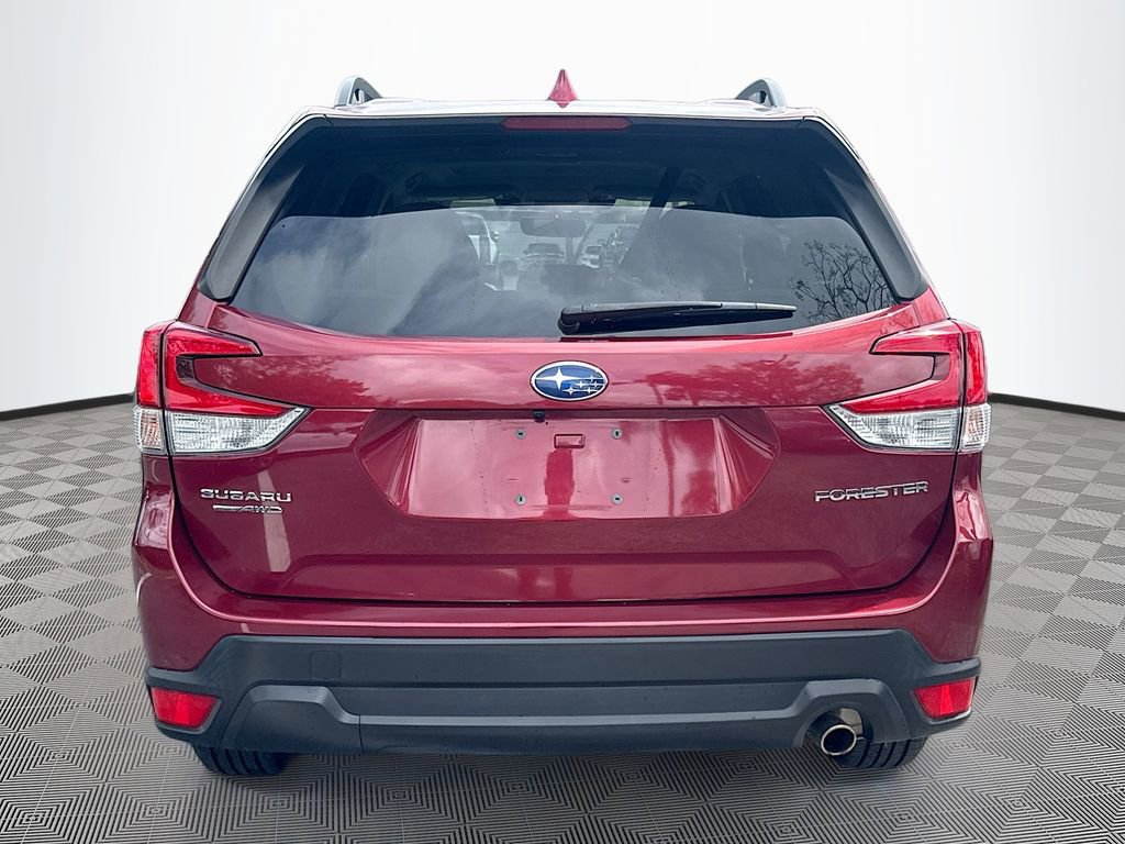 Used 2023 Subaru Forester Premium image 7