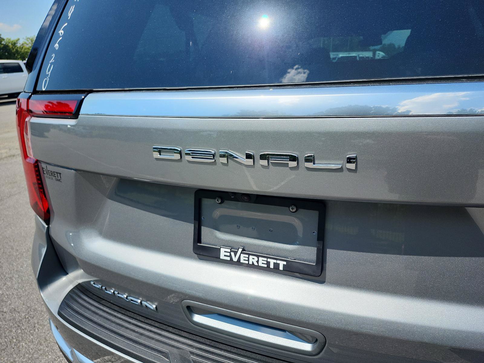New 2026 GMC Yukon XL Denali AWD/4WD image 4