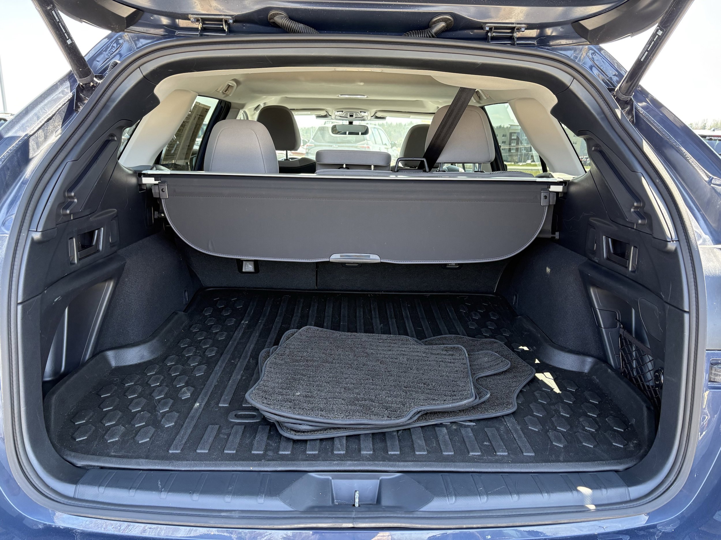 Certified 2025 Subaru Outback Premium image 12