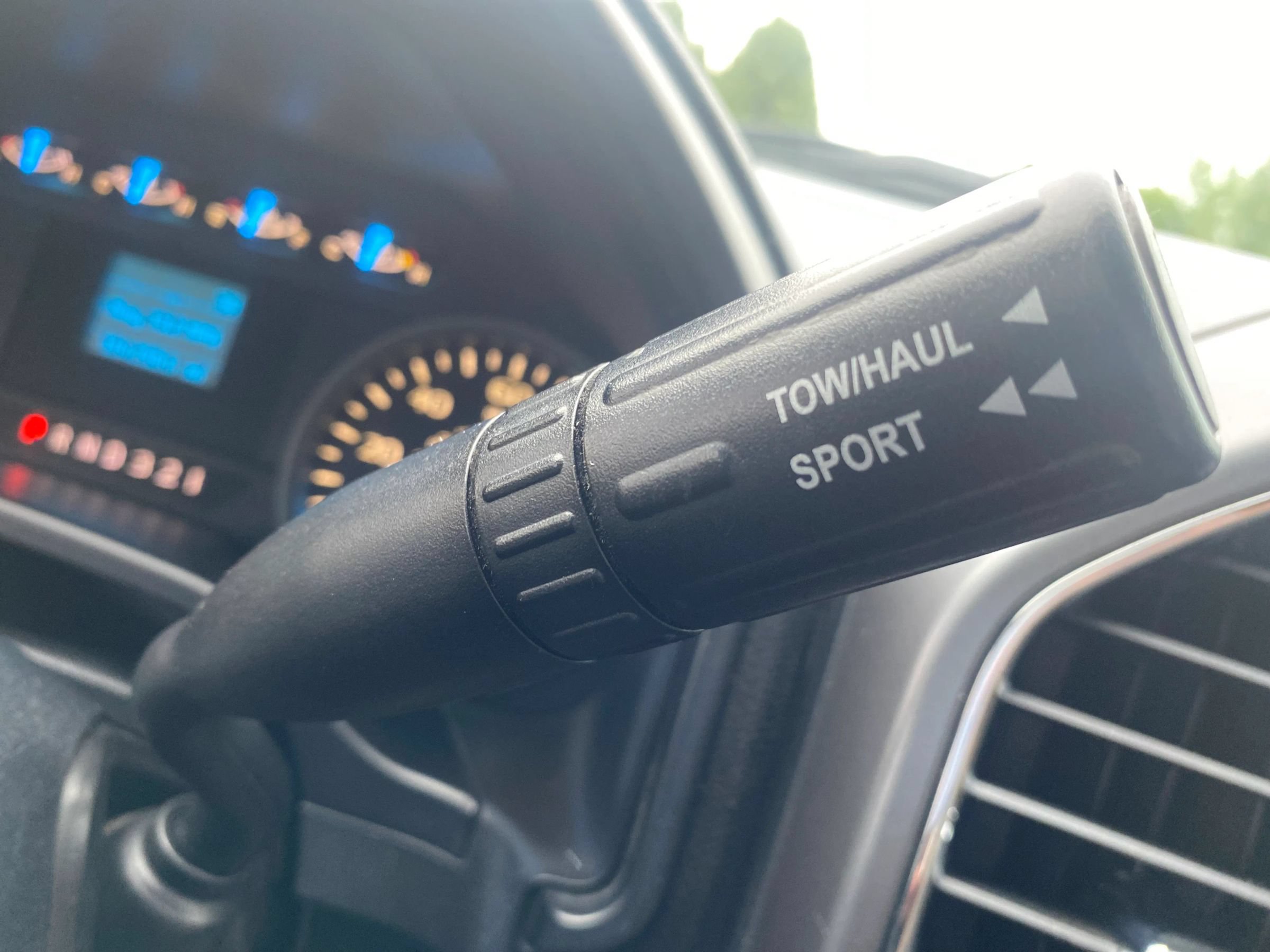 Used 2016 Ford F150 XLT RWD image 25