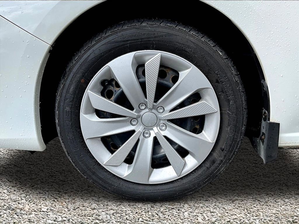 Used 2018 Subaru Impreza 2.0i image 8