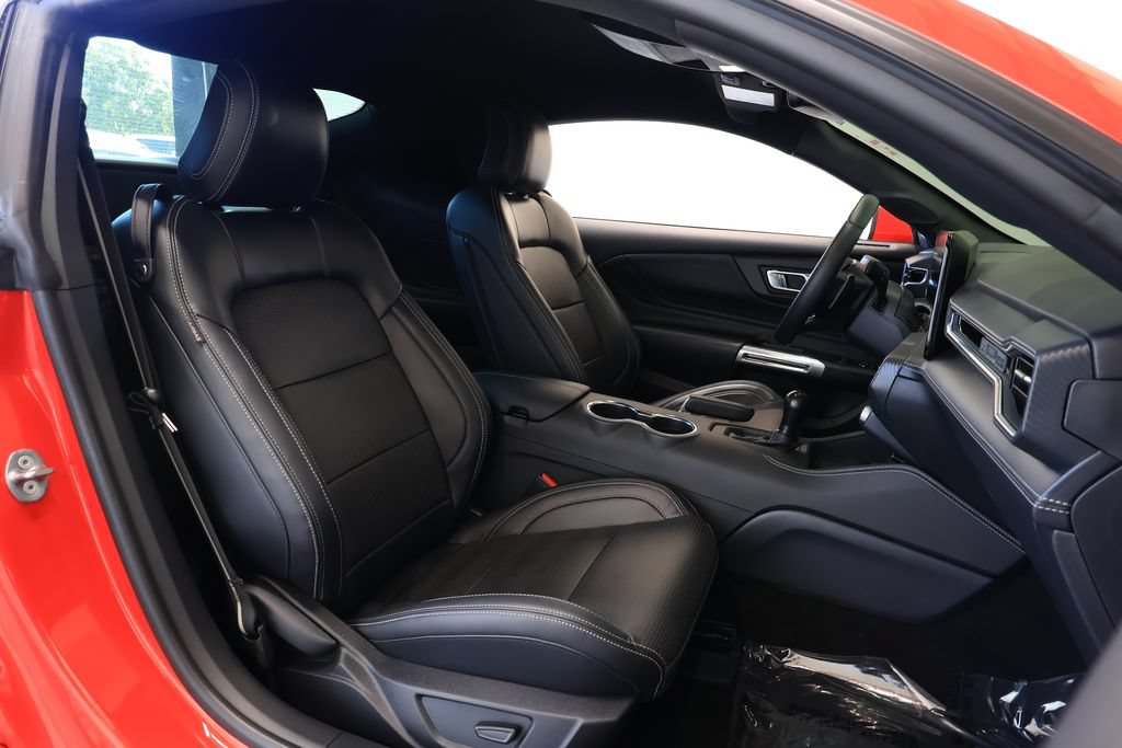 Used 2025 Ford Mustang GT Premium w/ GT Performance Package RWD image 22