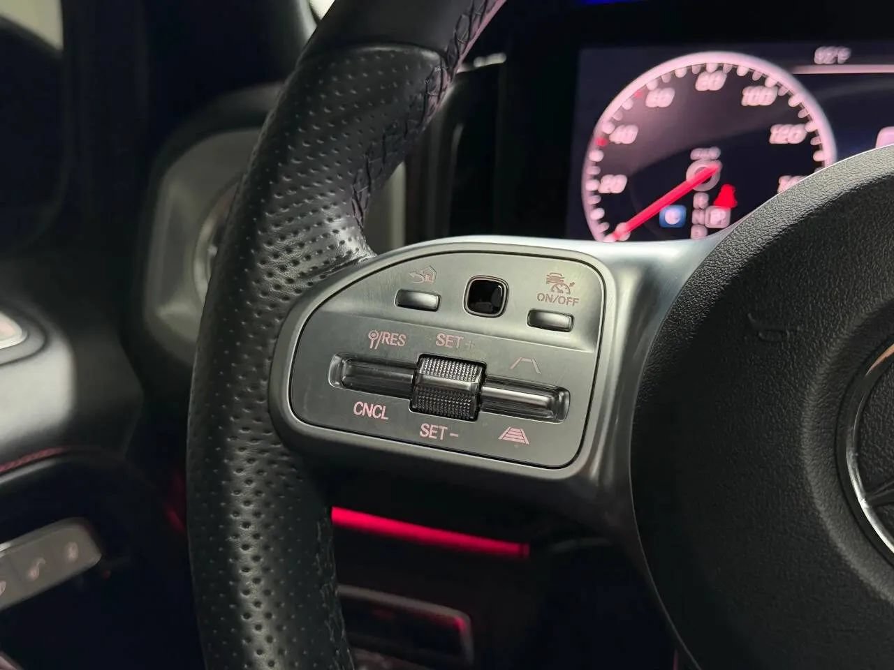 Used 2021 Mercedes-Benz G 550 image 19