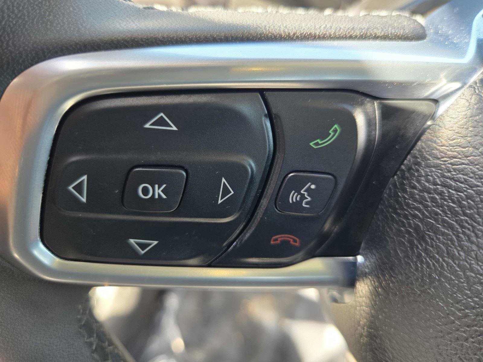 Certified 2025 Jeep Wrangler Sahara w/ Safety Group image 22