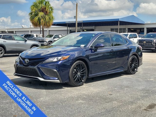 Used 2021 Toyota Camry XSE FWD image 7