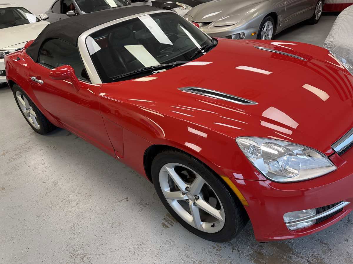 Used 2007 Saturn Sky w/ Premium Trim Pkg image 3