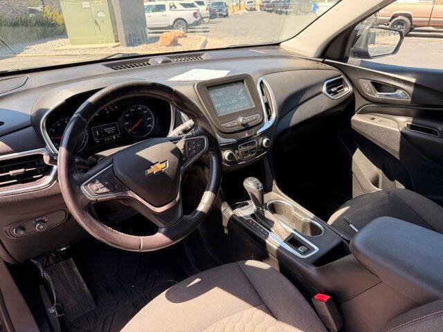 Used 2018 Chevrolet Equinox LT AWD/4WD image 9