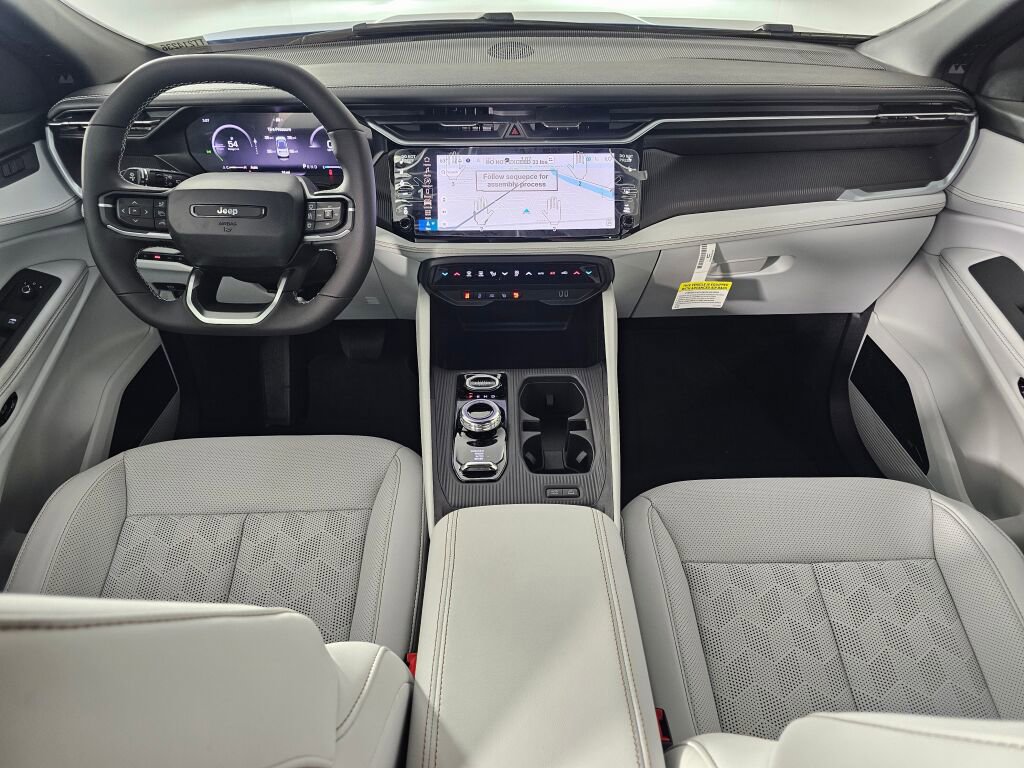 New 2026 Jeep Cherokee Overland w/ Advanced Pro Tech Group AWD/4WD image 19
