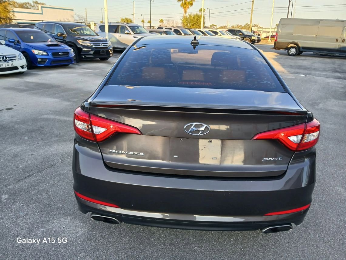Used 2015 Hyundai Sonata Sport w/ Option Group 04 FWD image 6