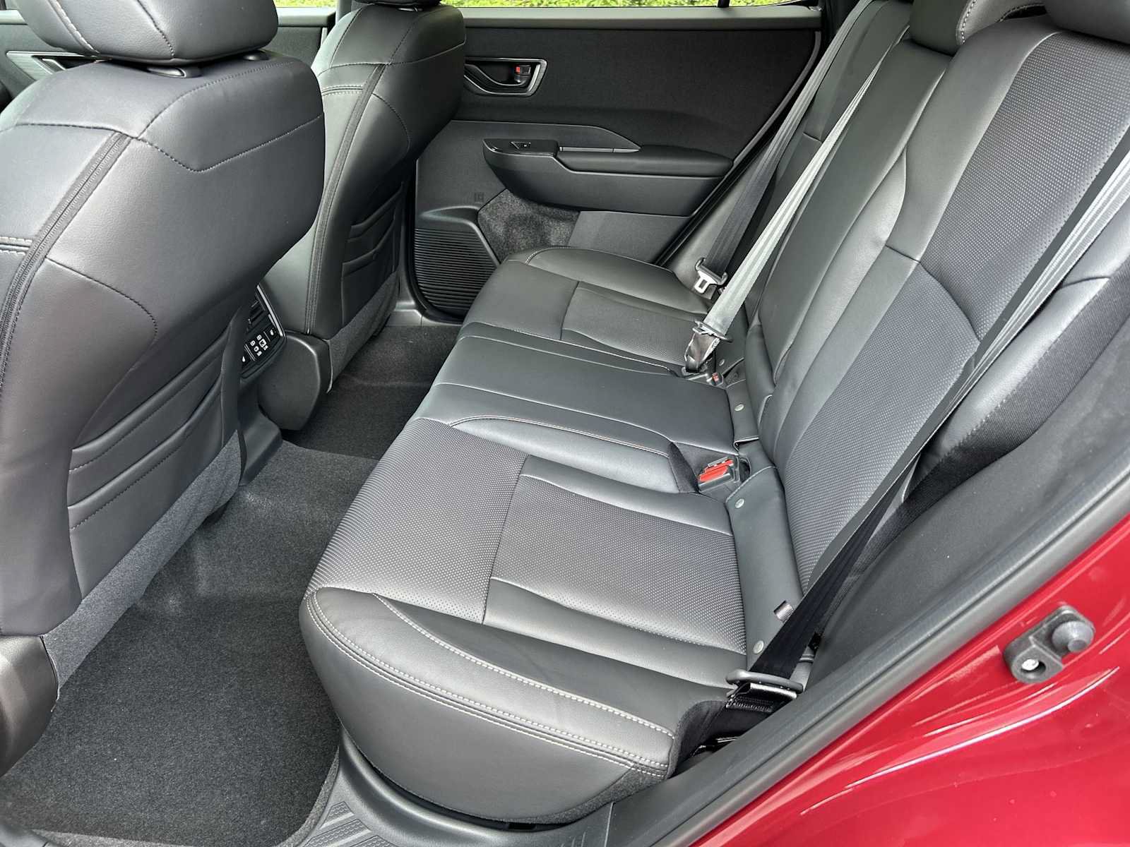 New 2026 Subaru Outback Limited AWD/4WD image 9