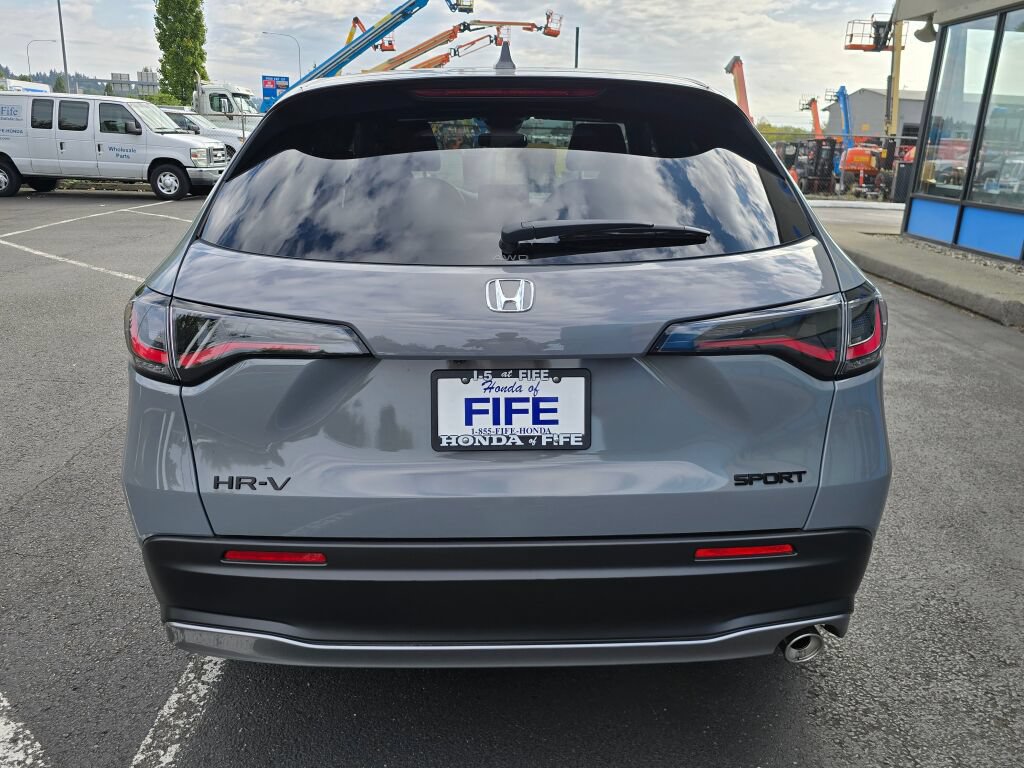 Certified 2027 Honda HR-V Sport image 4