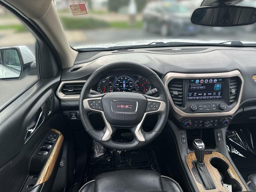 Used 2017 GMC Acadia Denali w/ Technology Package image 11